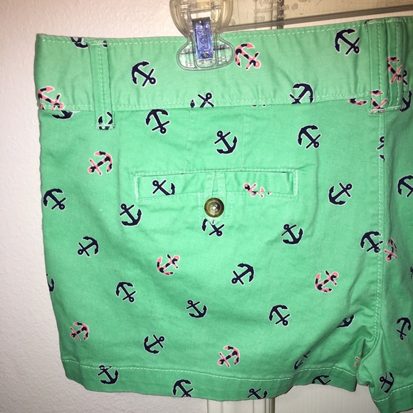 Red Camel Anchor Print Shorts - Picture 6 of 9